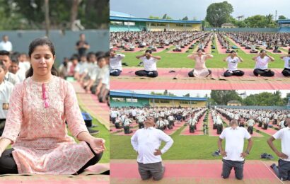 थोरात क्रीडा संकुलात 4000 विद्यार्थ्यांच्या सहभागात योगा शिबिर संपन्न, मा.आ.डॉ.तांबे, डॉ.जयश्रीताई थोरात यांच्यासह युवकांचा मोठा सहभाग